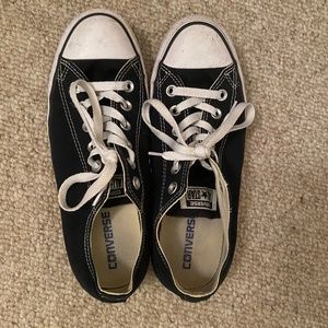 Black Low Top Chuck Taylor Converse